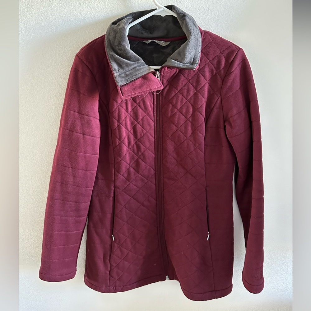 Women’s North Face coat
